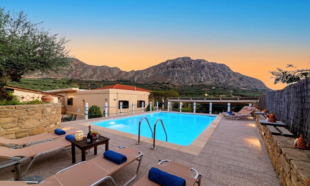 Cretan Kera Villa Heated Pool Exterior photo