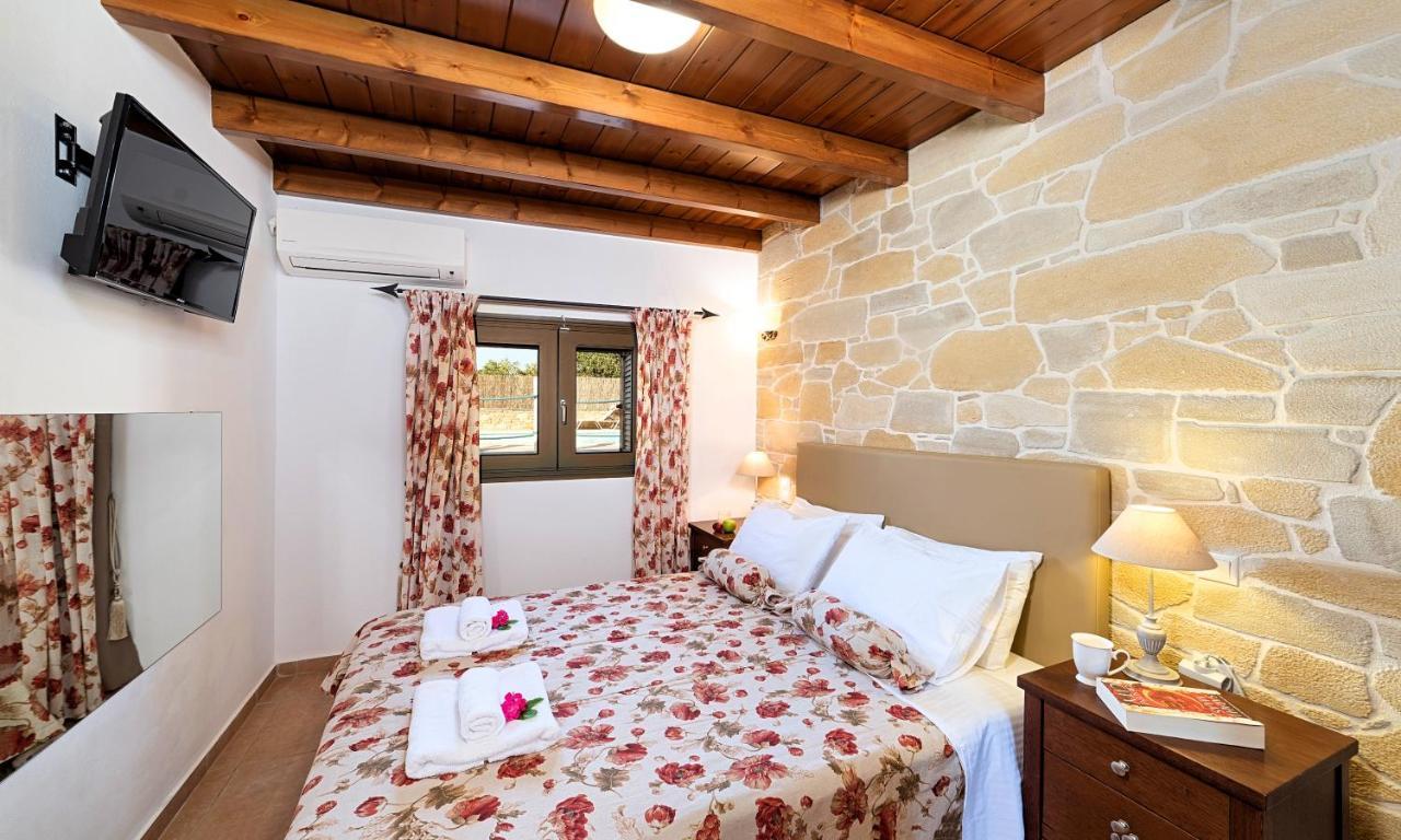 Cretan Kera Villa Heated Pool Exterior photo